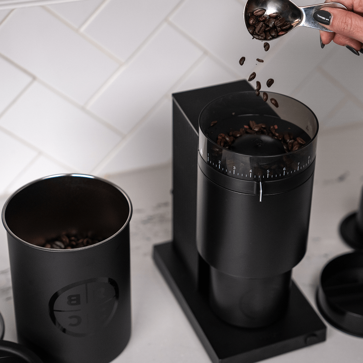 Reticle Airscape¨ Coffee Canister